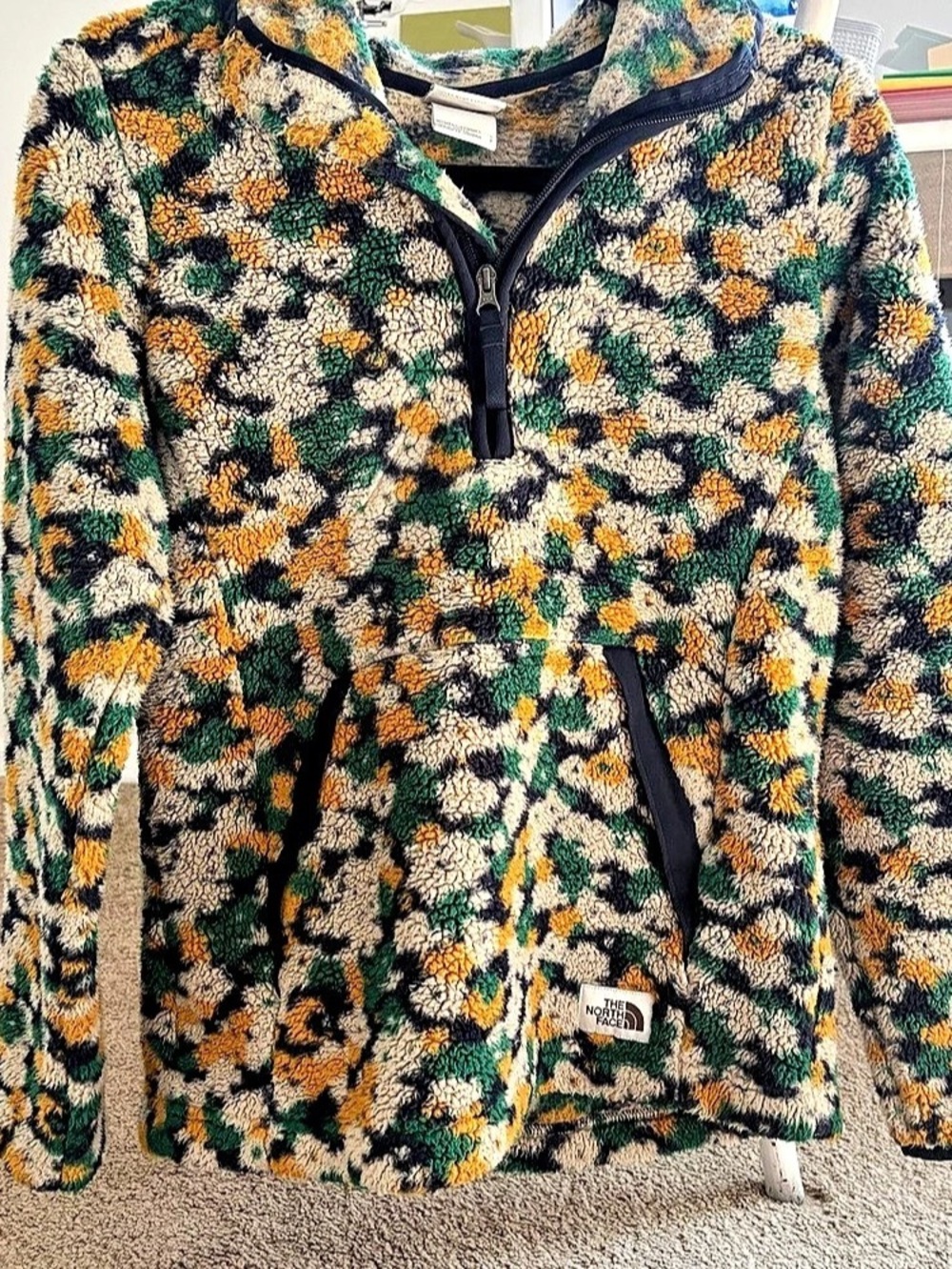 The North Face Women's Campshire Pullover Hoodie 2.0 floral Small